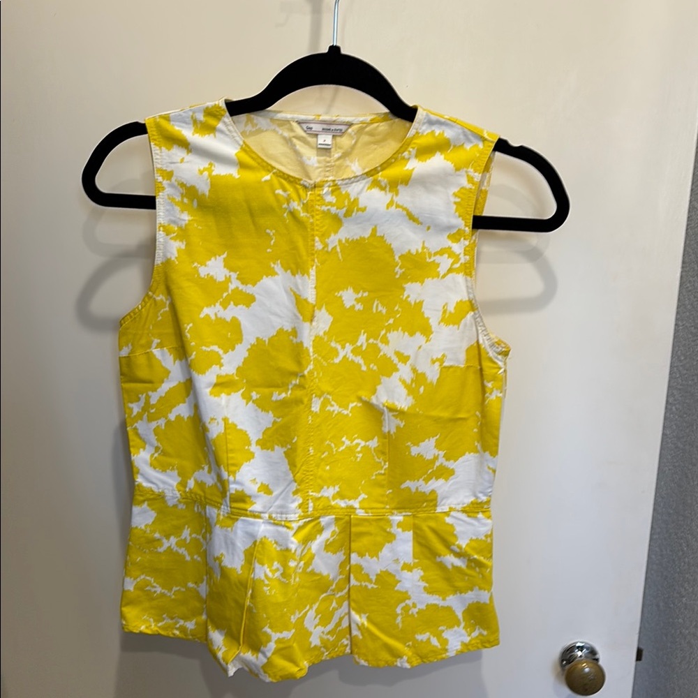 Gap Yellow and White Blouse Size 2